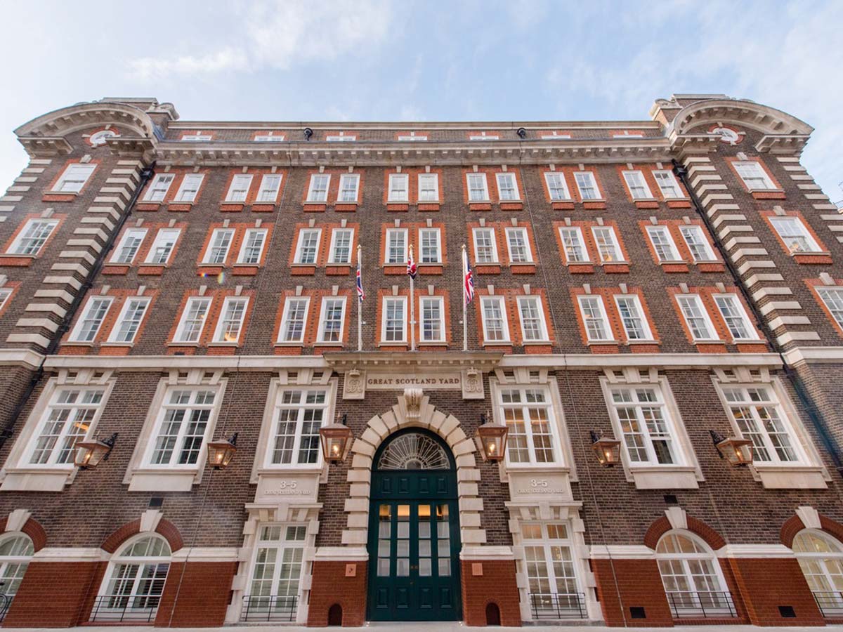 Lema arreda Scotland Yard