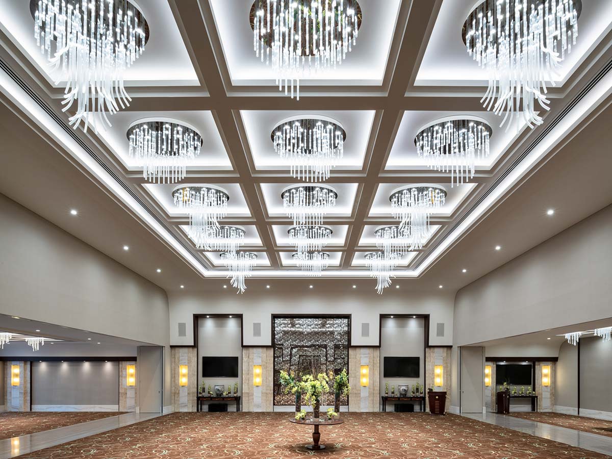 The Grand Millennium Hotel lights up with Nexo Luce