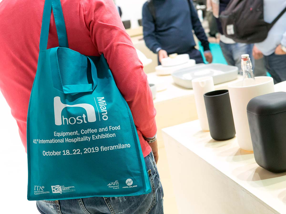 Host restarts, along with the HoReCa sector