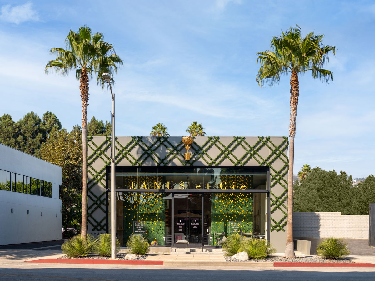 A new dwelling for Janus et Cie