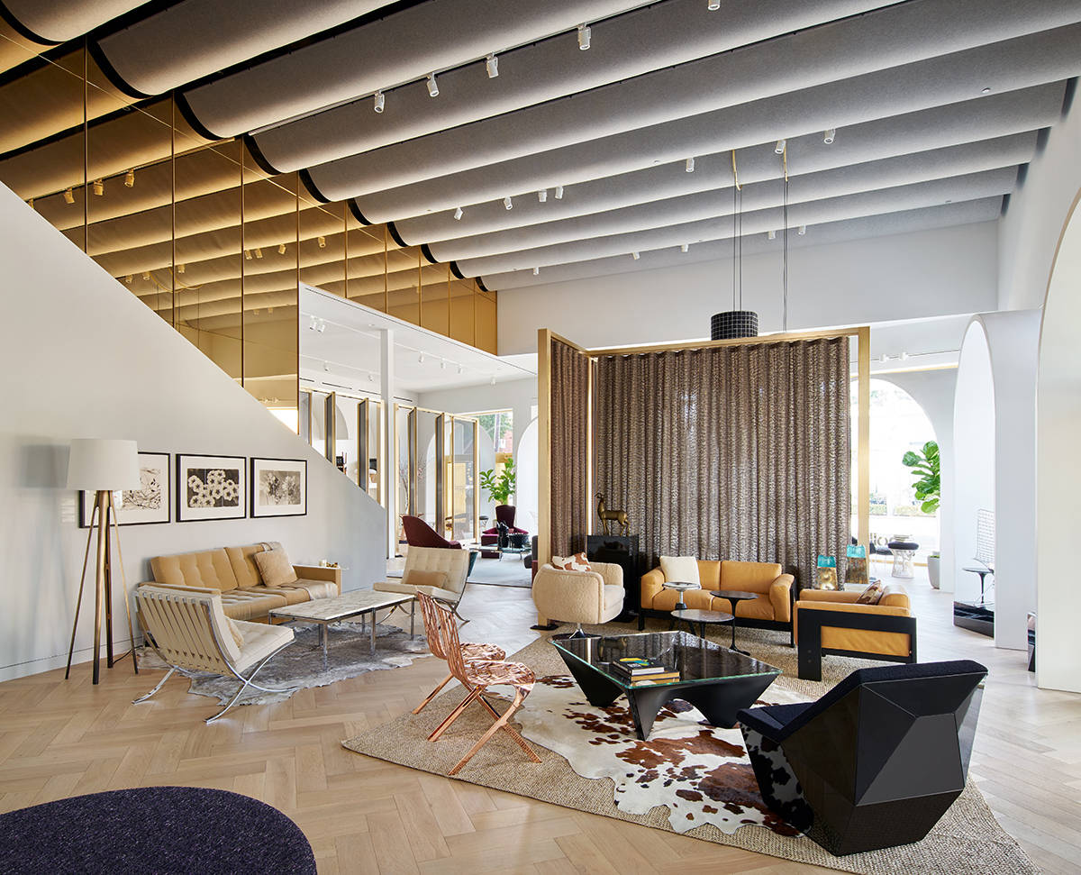 Knoll’s new (colored) classics