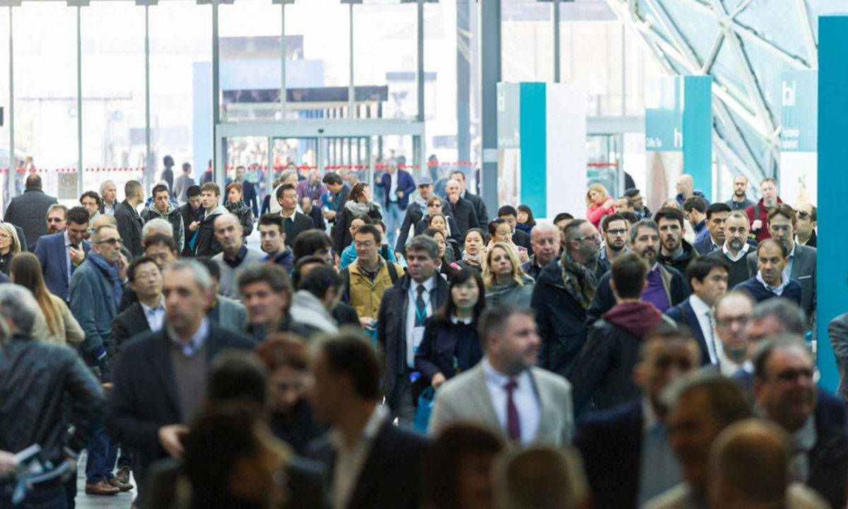 In 150 mila per HostMilano