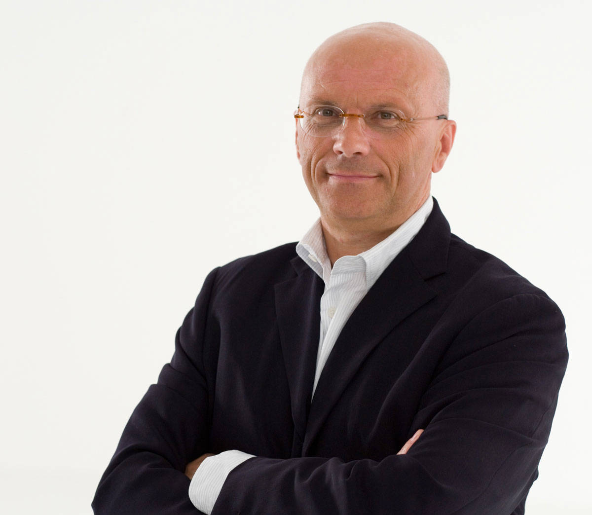 Lema, balanced between tradition and revolution