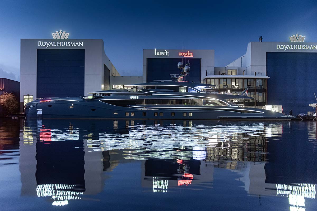 PHI is on its way: the largest of all fast yachts