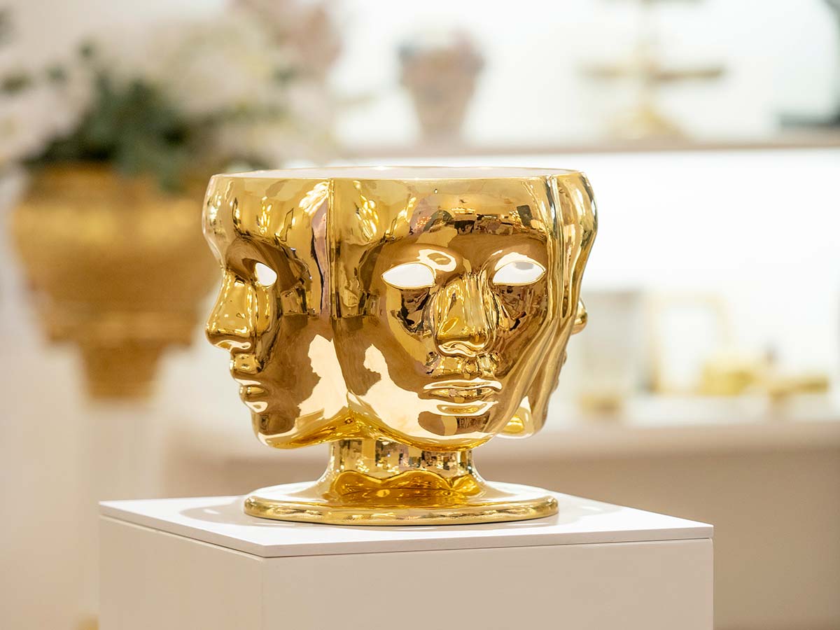 Reinventing porcelain