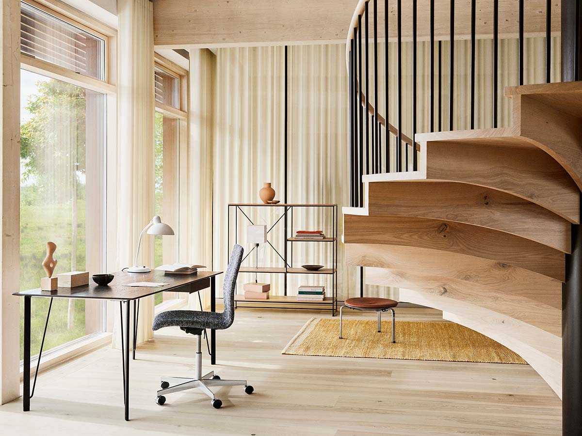 H3605 by Fritz Hansen, Design Arne Jacobsen