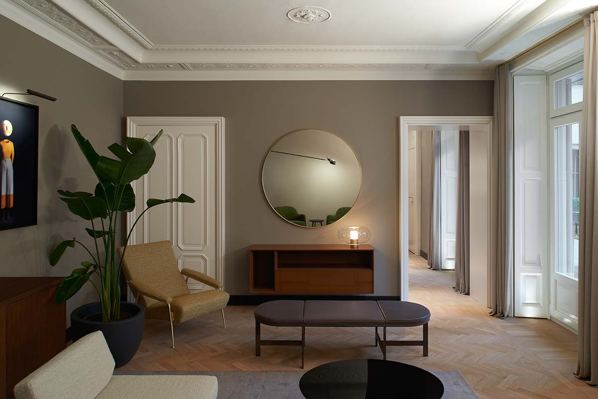 A peaceful getaway overlooking Milan’s Cathedral