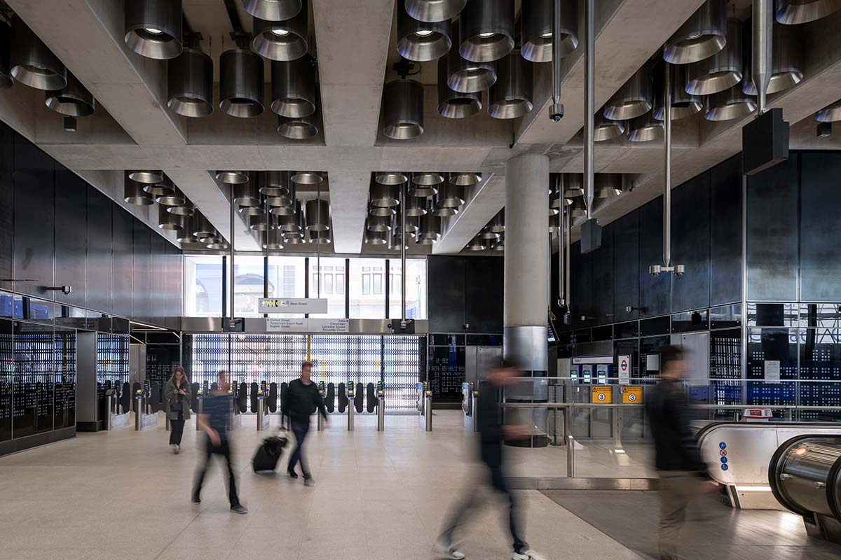 iGuzzini lights up London