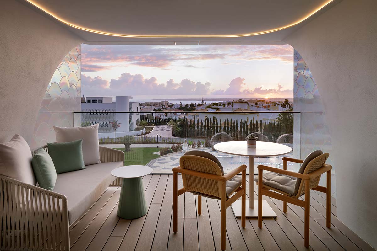 Seaside living all year round
