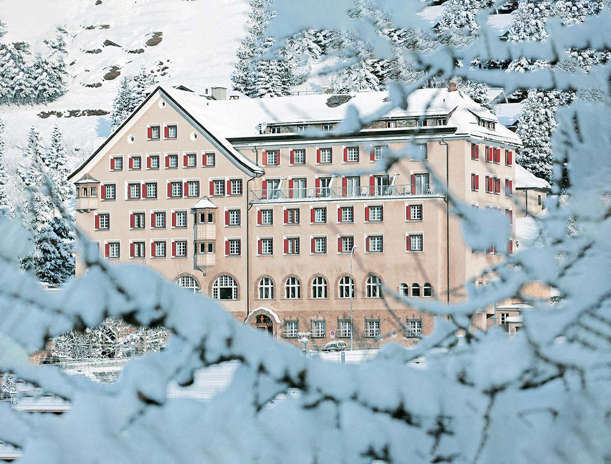 Art, design and sustainability in St. Moritz with Nomad