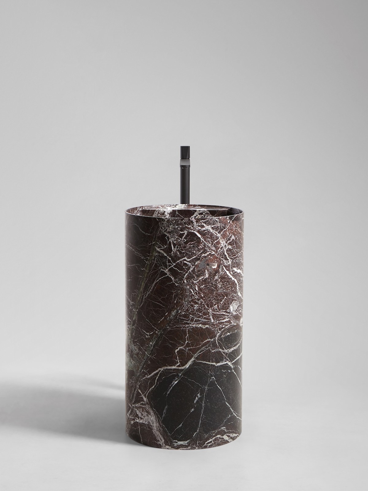 Simplo Rosso Levanto by Antoniolupi, design Mario Ferrarini