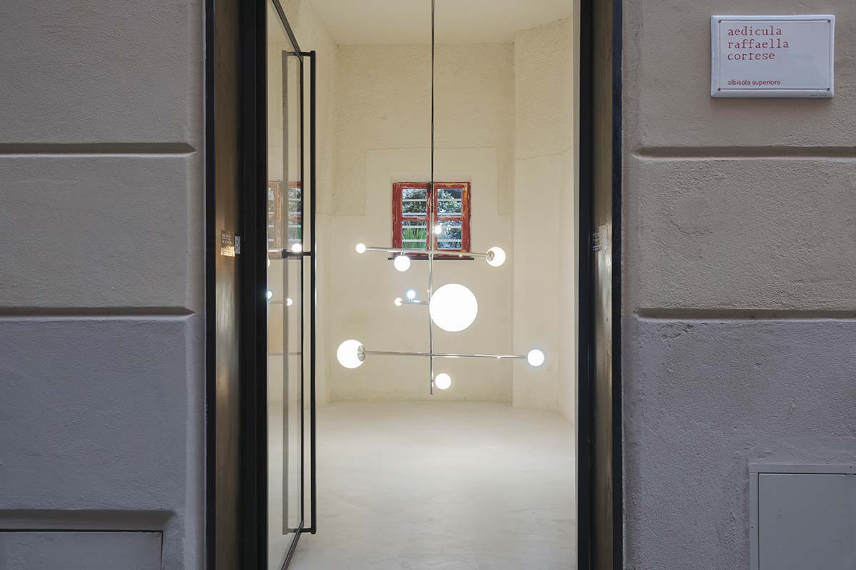 Lux principum by Noah Barker - Aedicula, Albisola Superiore, Italy - Photo © Lele Buonerba