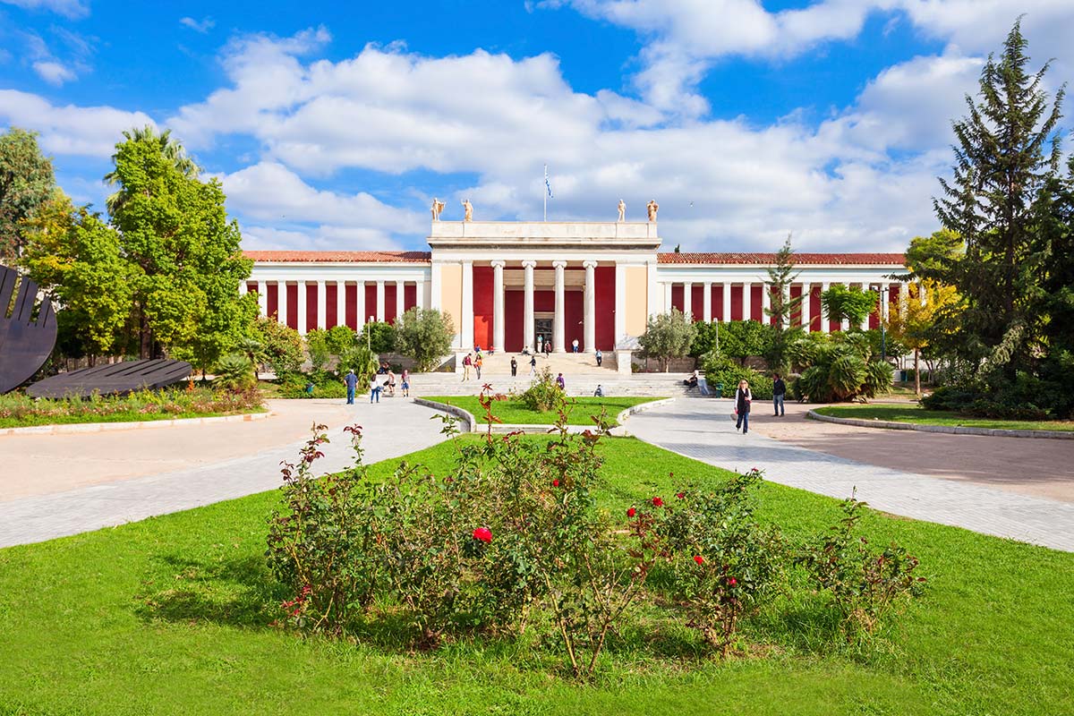 National Archaeological Museum, Athens - Photo © saiko3p