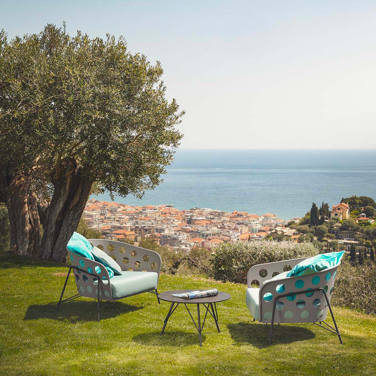Bolle by Midj, design Paola Navone