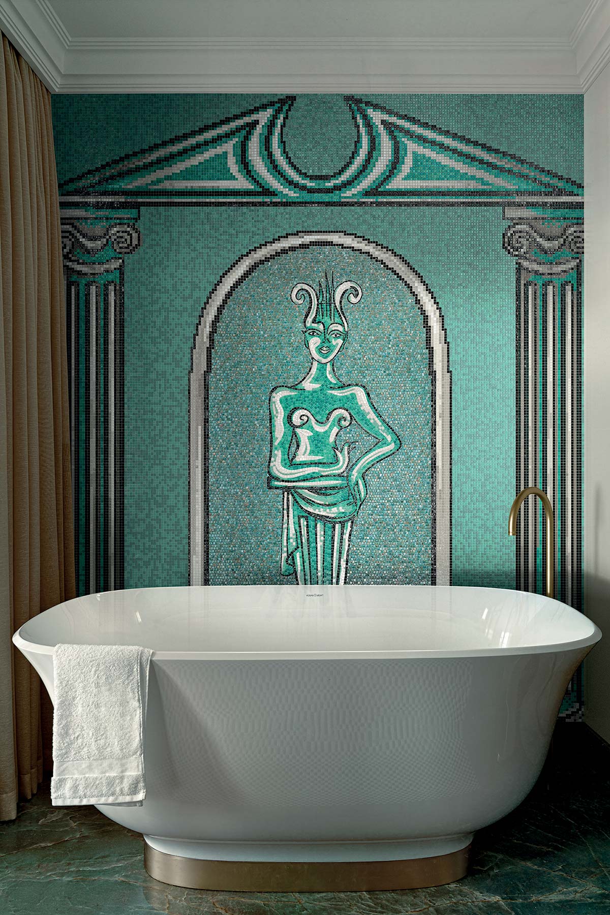 Lyre by Bisazza, design Vincent Darré - Photo © Tom Kurek