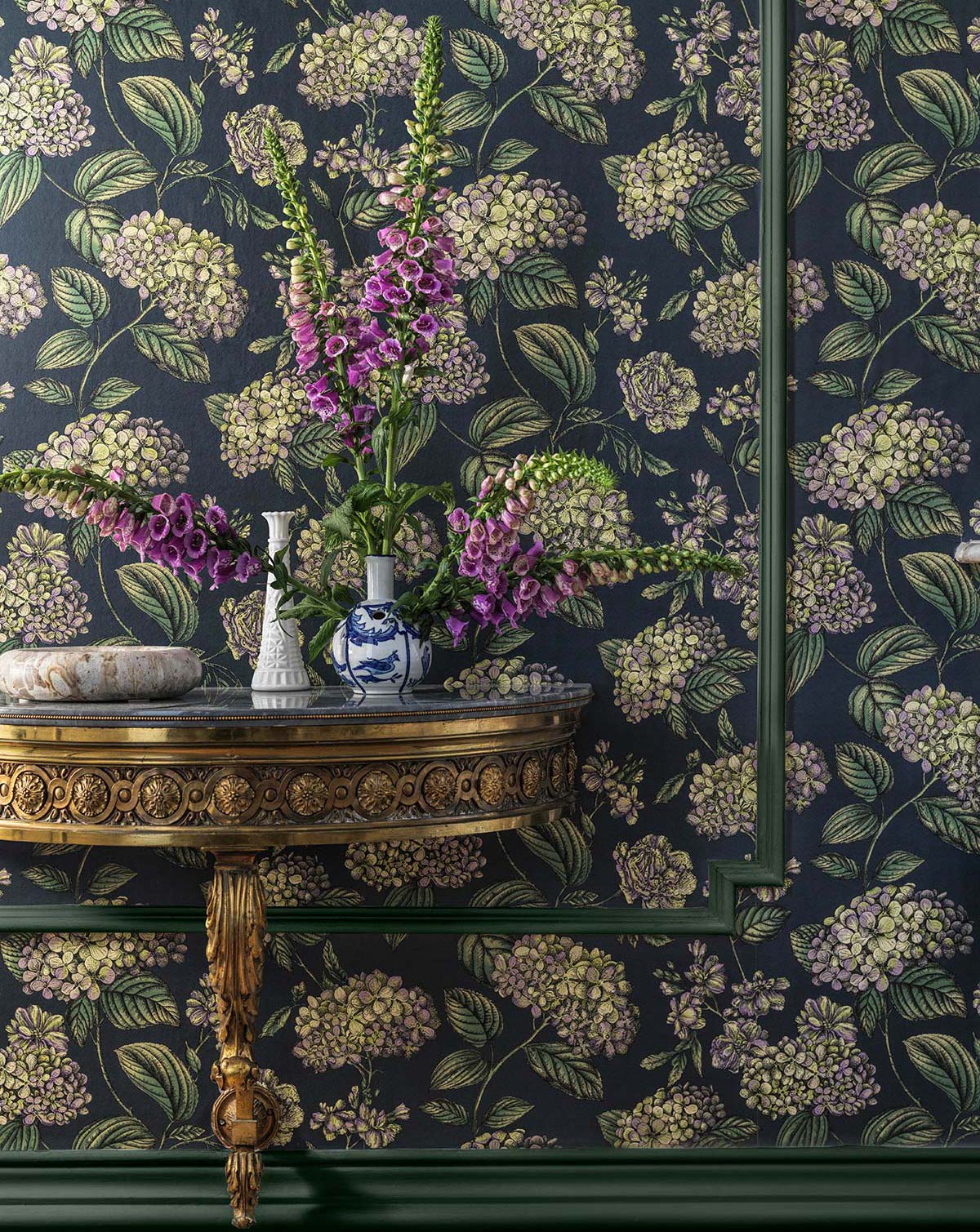 Ramo di Ortensia, Senza Tempo II collection by Cole&Son & Fornasetti