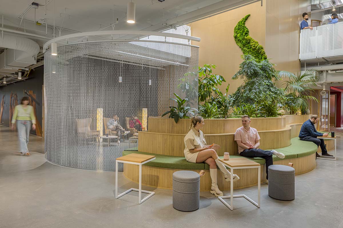 Kriskadecor, design DLR Group