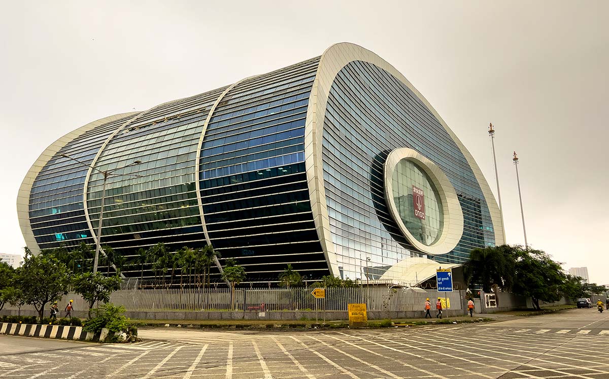 Bandra Kurla Complex - photo © Jimesh Shah