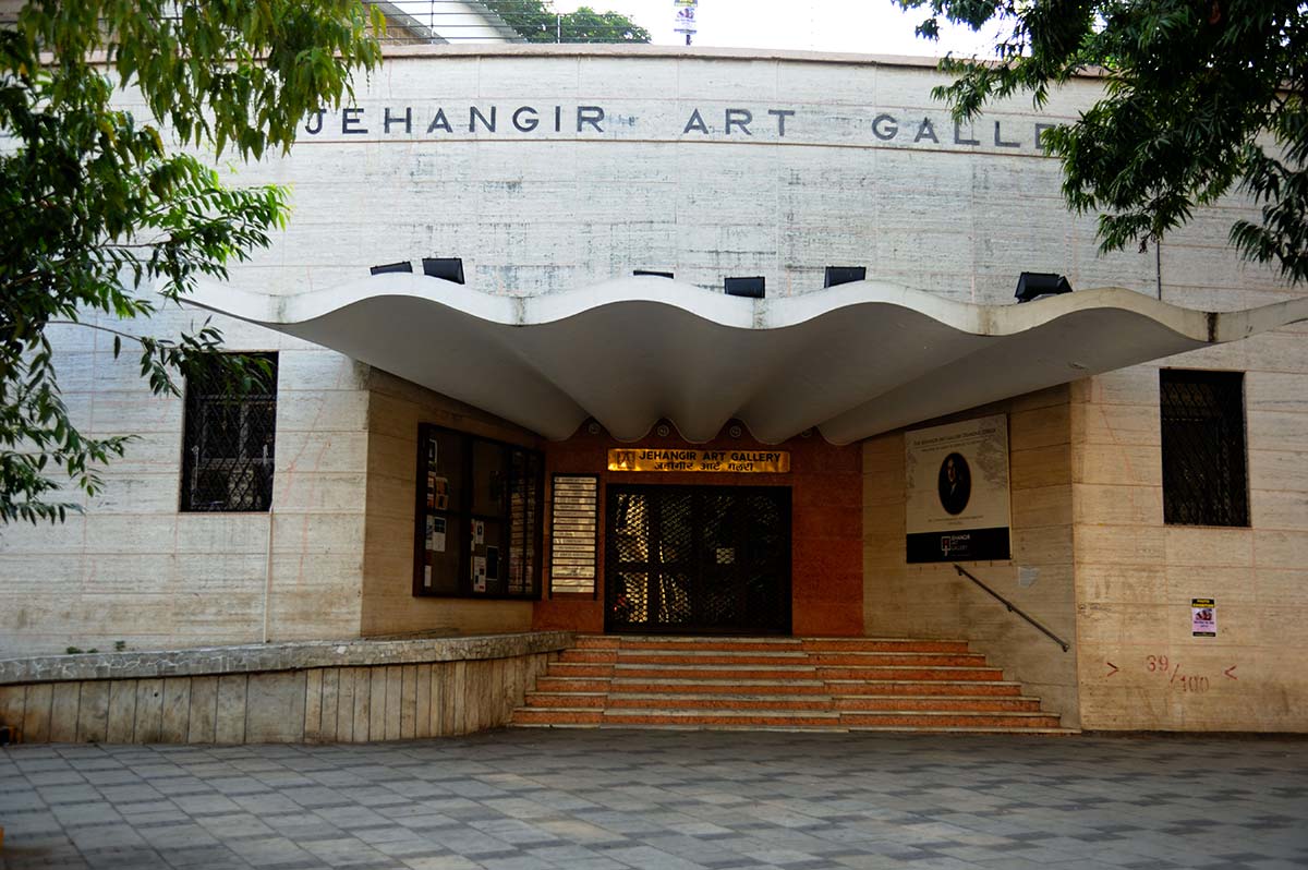 Jehangir Art Gallery, photo © RAMNIKLAL MODI