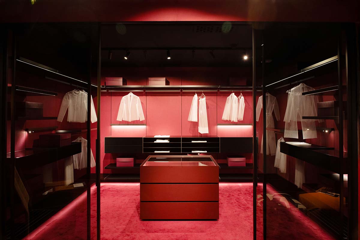 Cassina: day to night