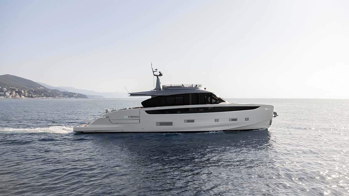 Seadeck 7 by Azimut