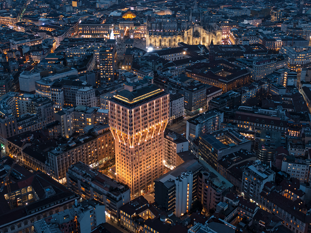 Velasca tower and square