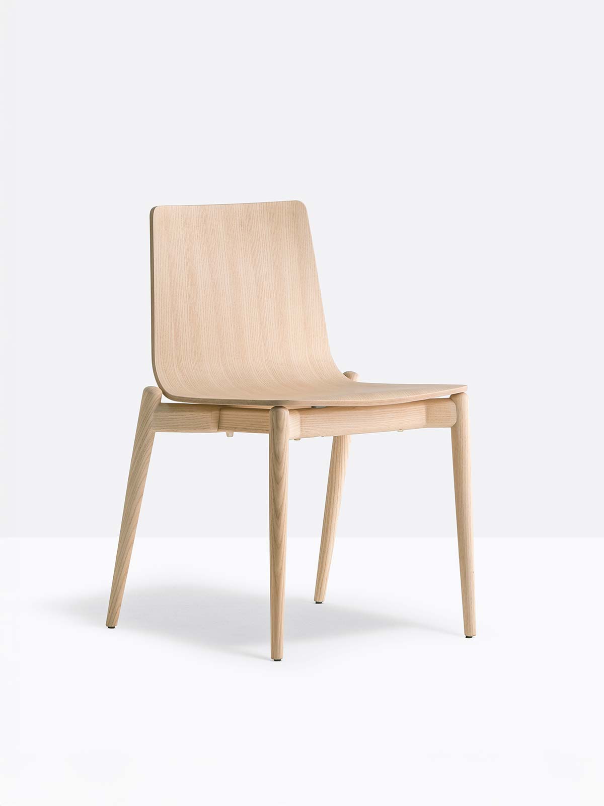 Malmö 390 by Pedrali, design cazzaniga mandelli pagliarulo
