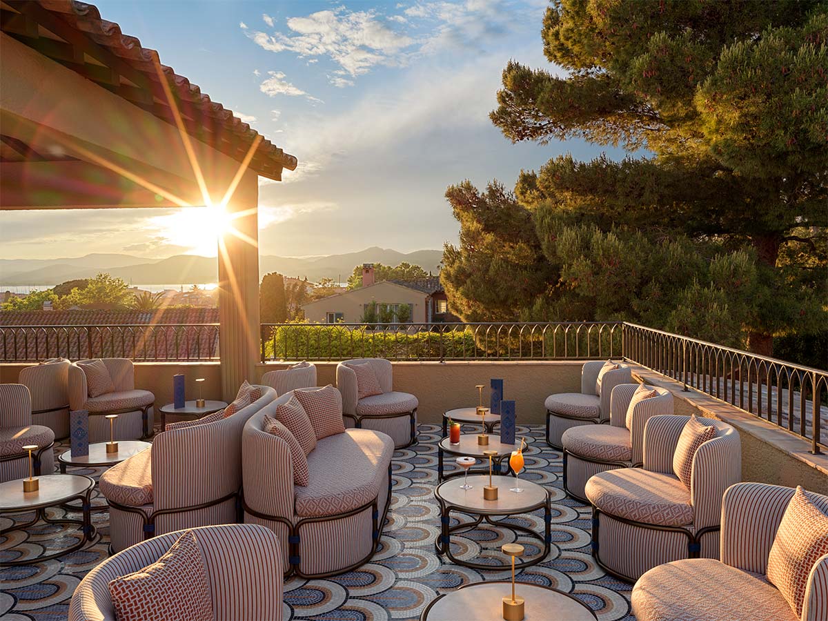 Lo sky bar sulla baia