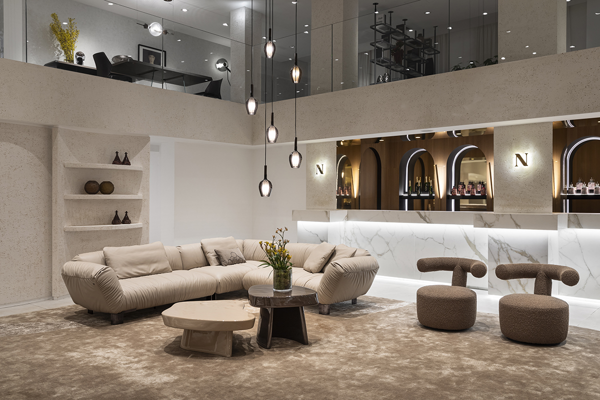 Progetto e comfort al centro della scena di Natuzzi Italia