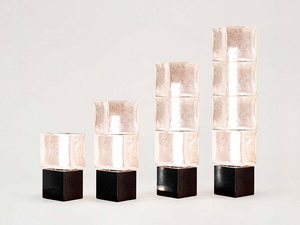 Luminous geometries on stage