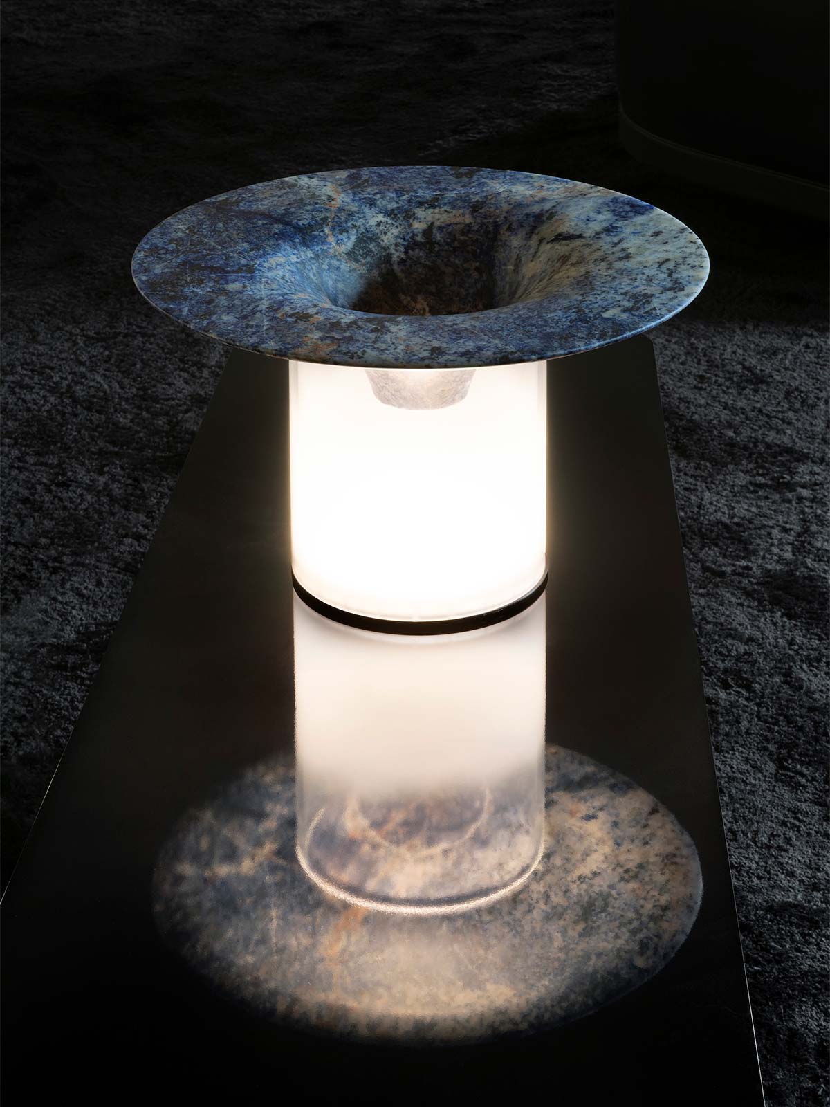 Strobilo by Neutra, design Migliore+Servetto - Photo © Carolina Gheri