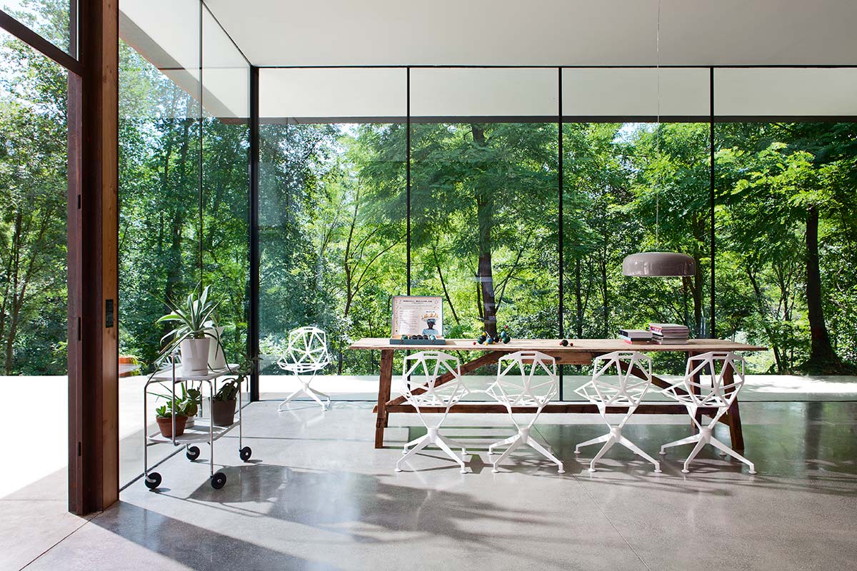 Chair_One by Magis, design Konstantin Grcic